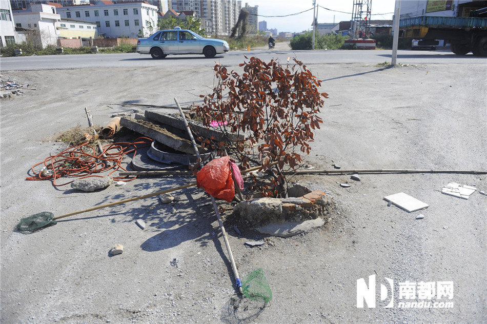 东莞无盖沙井内发现一具男尸 身份不明