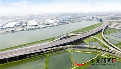 沿江高速威远至长安段免费通行41天