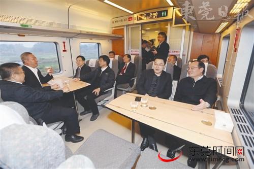 东莞火车站正式启用 市长乘车体验