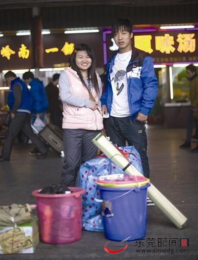 春运返程途中的“家族式迁徙”