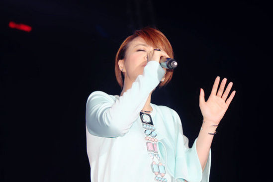 陈慧娴演出照。