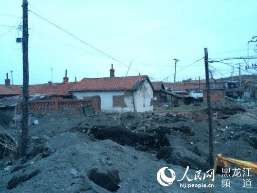 4月25日14时许,龙煤集团鸡西分公司所属的滴道盛和矿一条位于西山委三委七组的地下摩电运输平洞发生有害气体爆炸,未有人员伤亡。