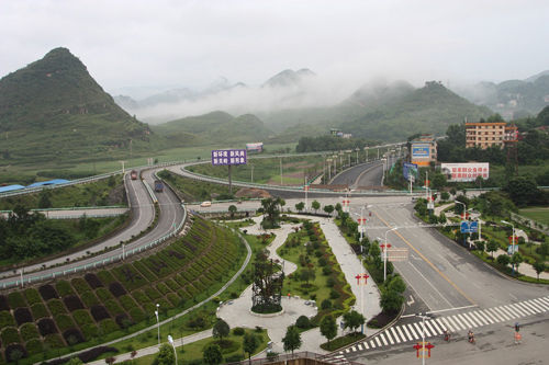 贵州顶云:失地农民陷入三无困局