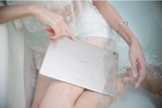 ֤´˵ ҫWaterplayֱݶԾ100ȸ»