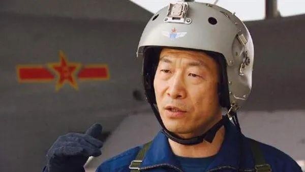 西部战区司令汪海江等5人晋升上将