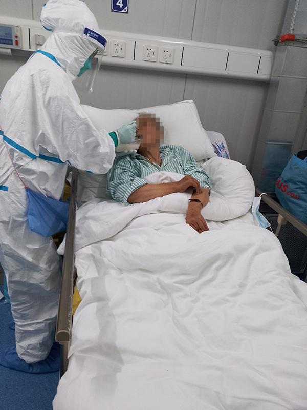上海107岁新冠患者被治愈，患者有基础疾病，生活不能自理