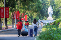 广州新华学院8000余名新生顺利入学