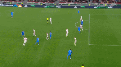意大利2-0