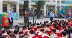 桥头交警到石竹幼儿园开展交通安全知识课