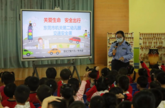 东莞交警深入辖区各学校开展“122”全国交通安全日宣传活动