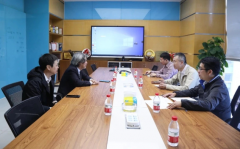 东城街道党工委书记刘林宏带队走访调研上市企业