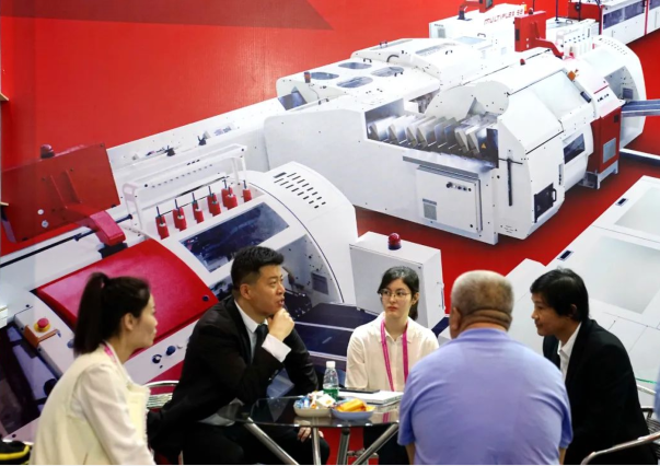 <b>厚街镇多家企业参展广印展</b>