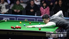 <b>丁俊晖6-5险胜罗伯逊晋级斯诺克世界公开赛决赛 </b>