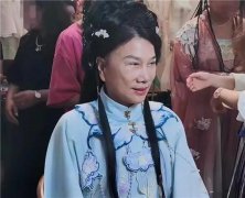 董明珠体验汉服 造型画面太美引网友围观