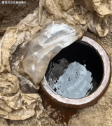 爷爷生前为孙子封了坛状元酒 寄托对孙子的深情厚望
