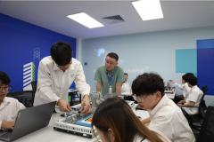 政校企协同育才破解