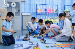 松山湖少年火箭龙舟闯关 599学子决战AI赛道
