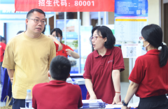 百校招生官扎堆厚街