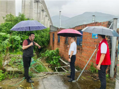 暴雨袭莞 应急先锋护